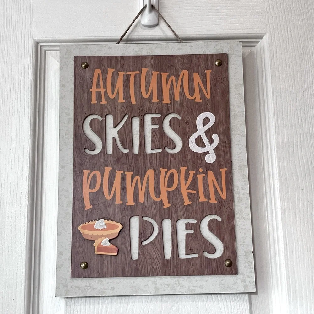 🆕 Autumn Skies & Pumpkin Pies Farmhouse Wood Sign Seasonal Harvest Holiday Decor